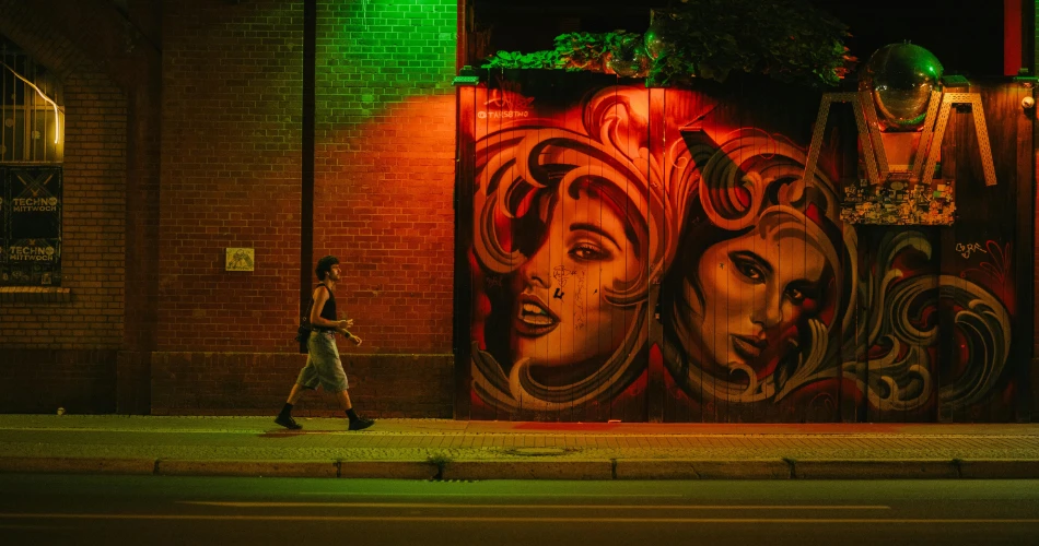 Best Nightlife in Fresno: Top Bars, Lounges & Late-Night Hotspots